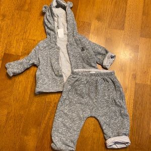 Gap pants and jacket